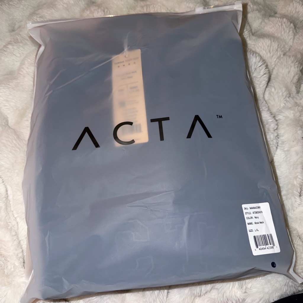 Acta Wear Blue Navy Essential Mock Neck Nwt Valentines Day